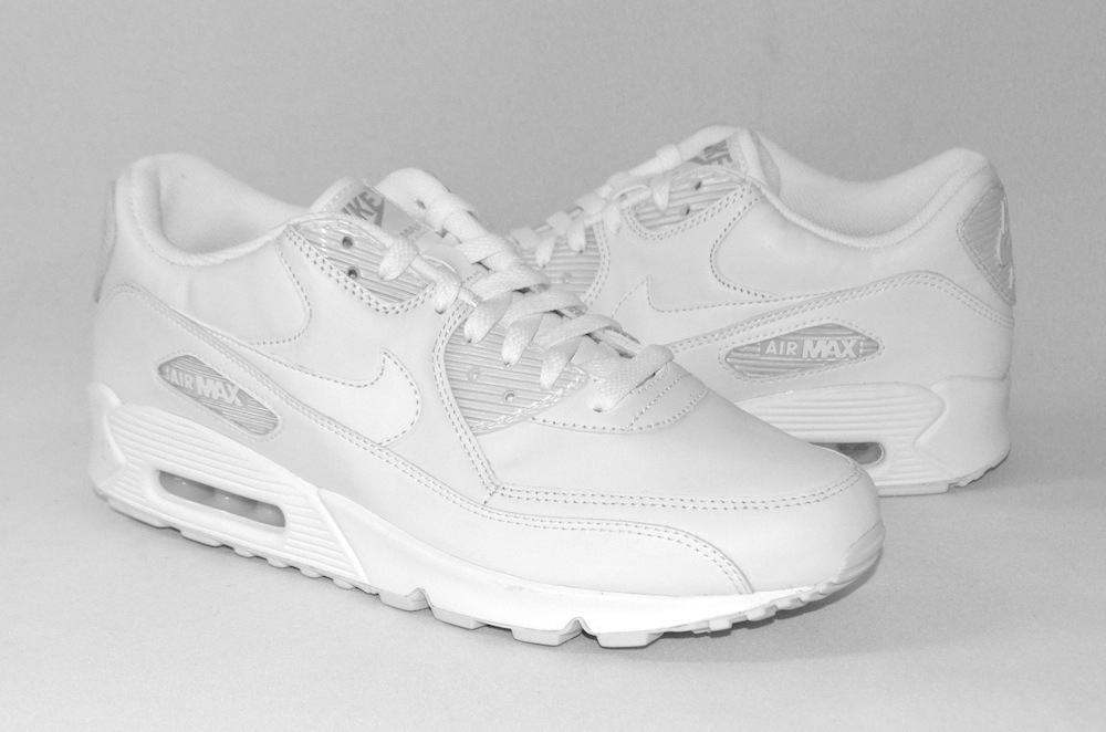 air max command white leather